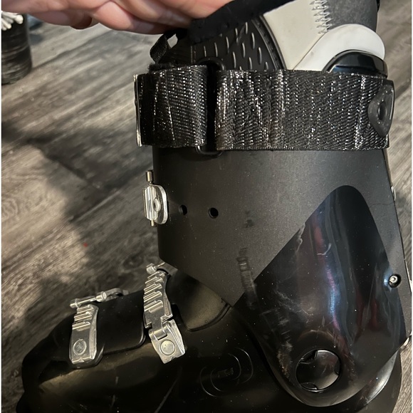 Dalbello Luna 70 women’s ski boots size 7 - Picture 5 of 5